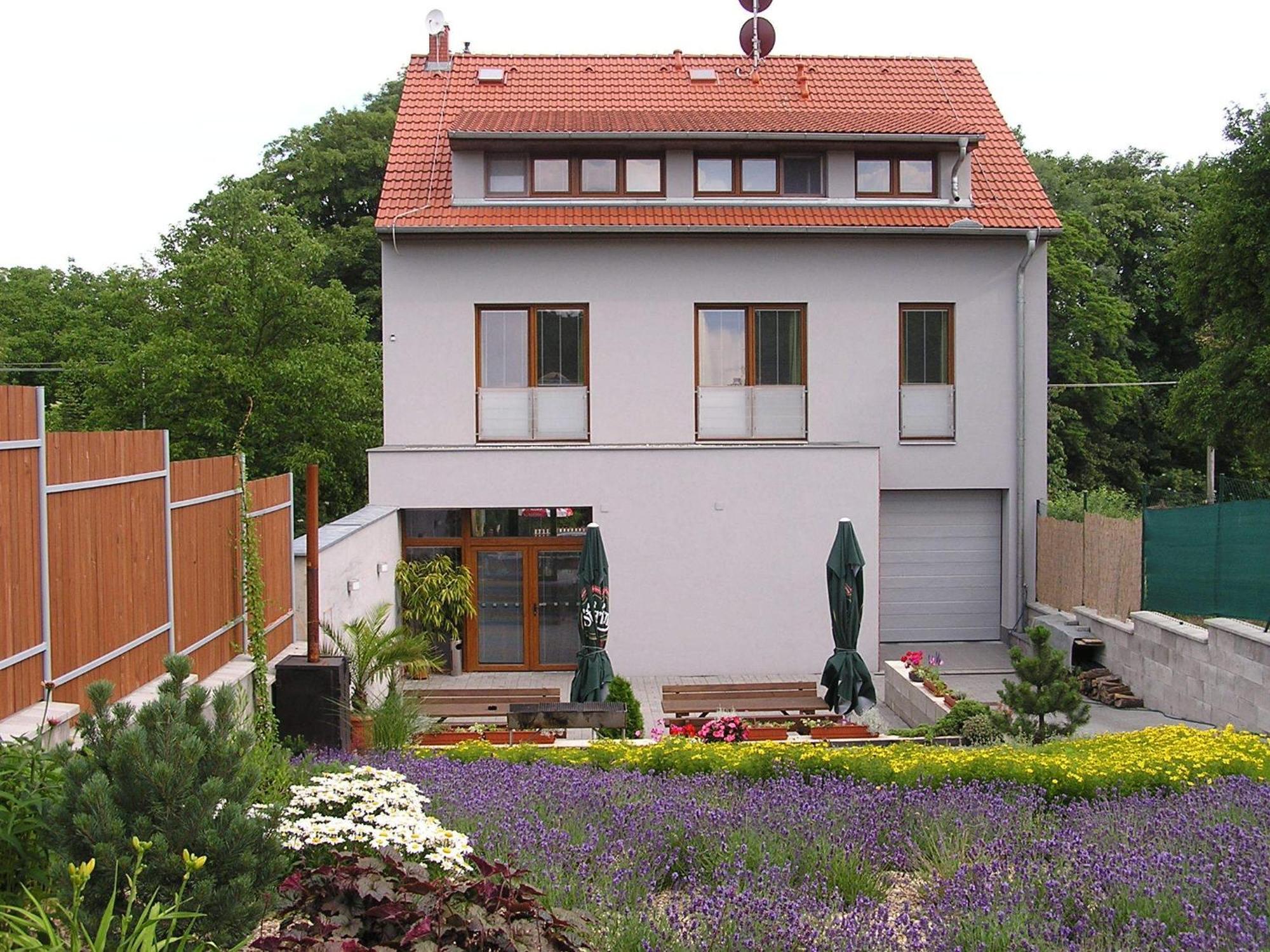 Penzion Ruland Hotel Бърно Екстериор снимка