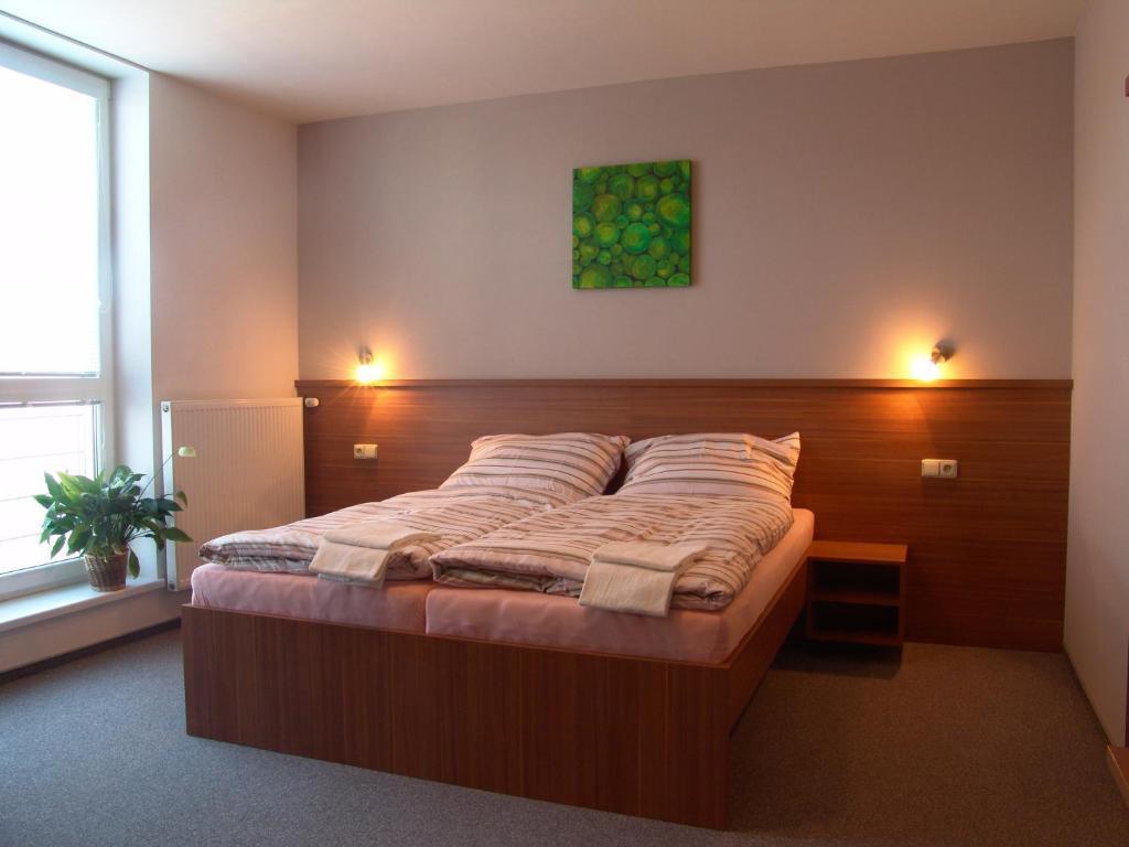 Penzion Ruland Hotel Бърно Стая снимка