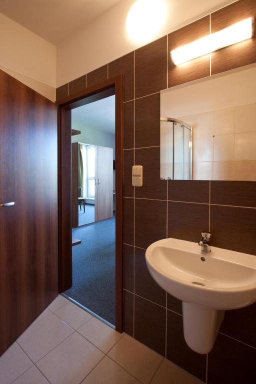 Penzion Ruland Hotel Бърно Екстериор снимка