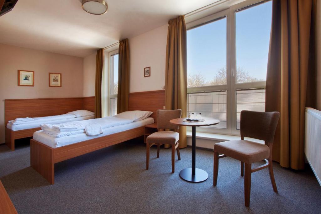 Penzion Ruland Hotel Бърно Екстериор снимка